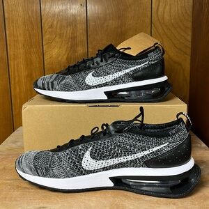 Nike Air Max Fly Knit Racers size 9.5 NEW